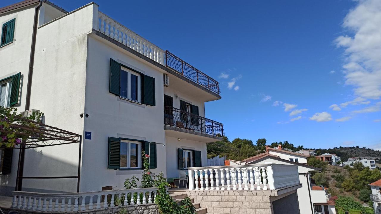 Apartments Zuzul - Трогір Екстер'єр фото